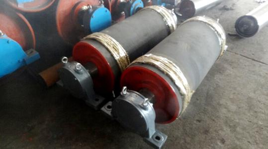 電動滾筒現(xiàn)場圖 電動滾筒現(xiàn)場圖