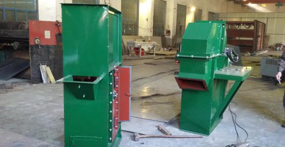 斗提機(jī)廠(chǎng)家生產(chǎn)展示