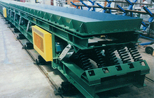 長距離振動(dòng)輸送機(jī)廠家展示