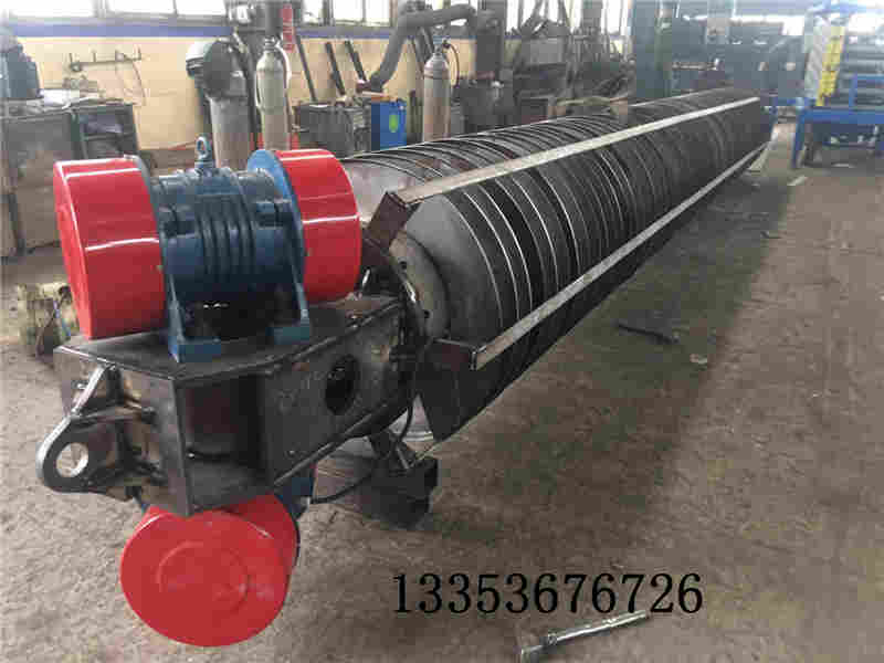 9米螺旋垂直振動(dòng)提升機(jī)