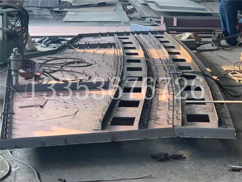 海綿鈦弧形弛張篩側(cè)板 海綿鈦弧形弛張篩側(cè)板