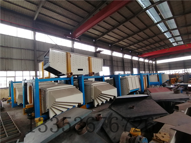 方形搖擺篩和圓形搖擺篩的主要區(qū)別在哪些方面？