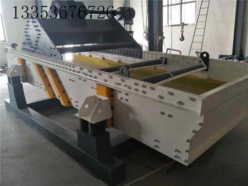 激振器式高頻脫水篩的產(chǎn)品優(yōu)勢(shì)比振動(dòng)電機(jī)的體現(xiàn)在哪方面？