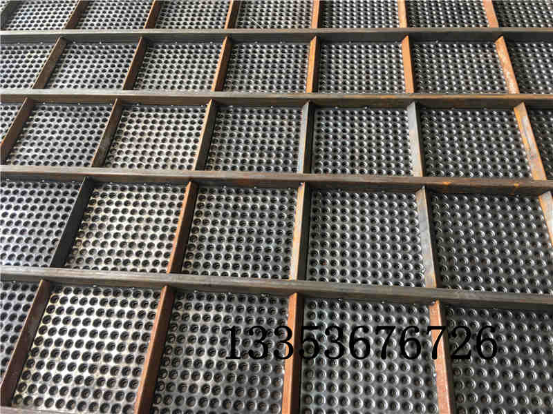 硅鐵渣方形搖擺篩的篩分和清網(wǎng)方式分為哪幾種？2