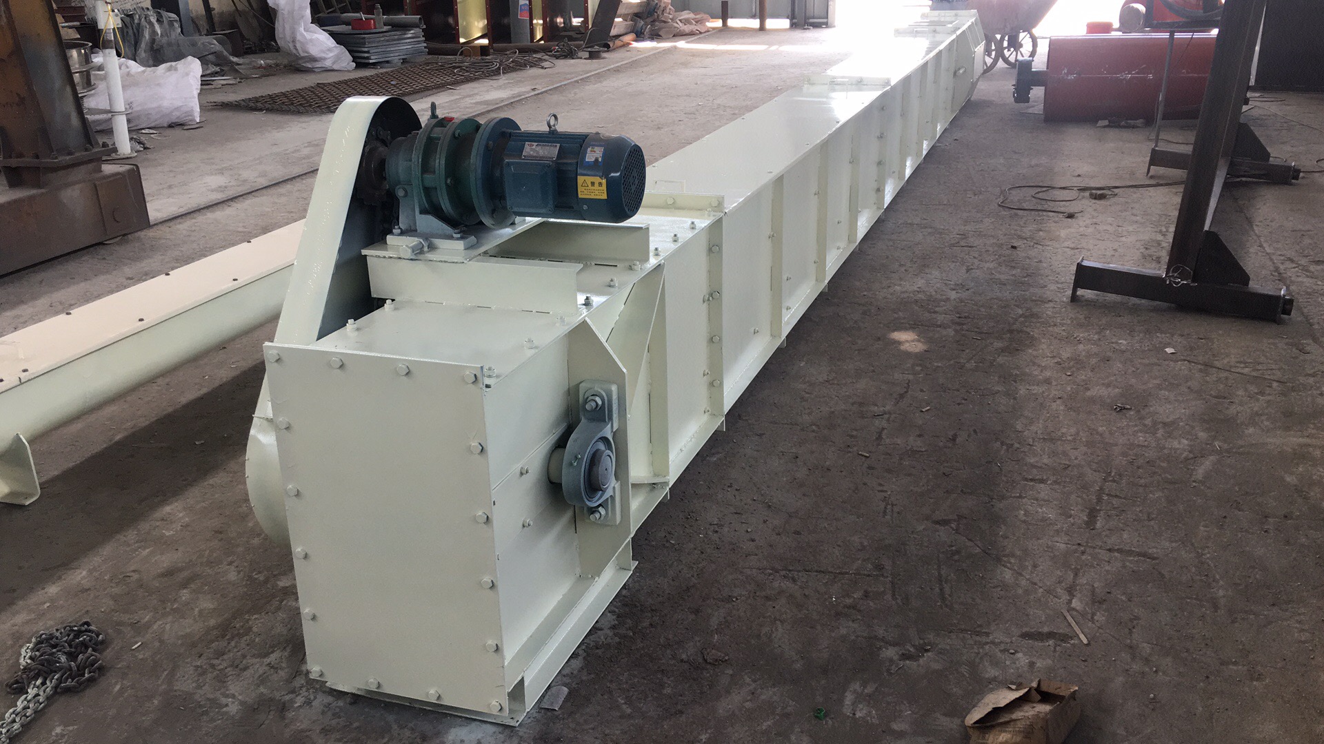 埋刮板輸送機(jī)設(shè)計